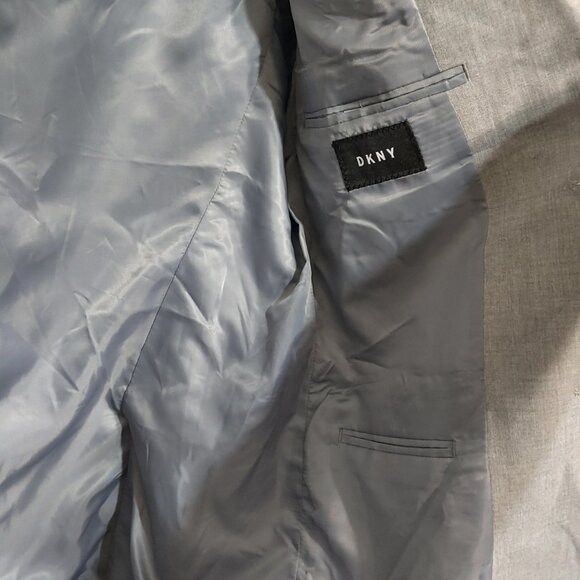New DKNY Men's Grey  Suit Separate Sport Coat Blazer Jacket 42R - Picture 5 of 9